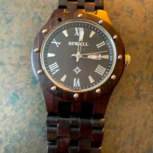 Bewell wooden analog watch